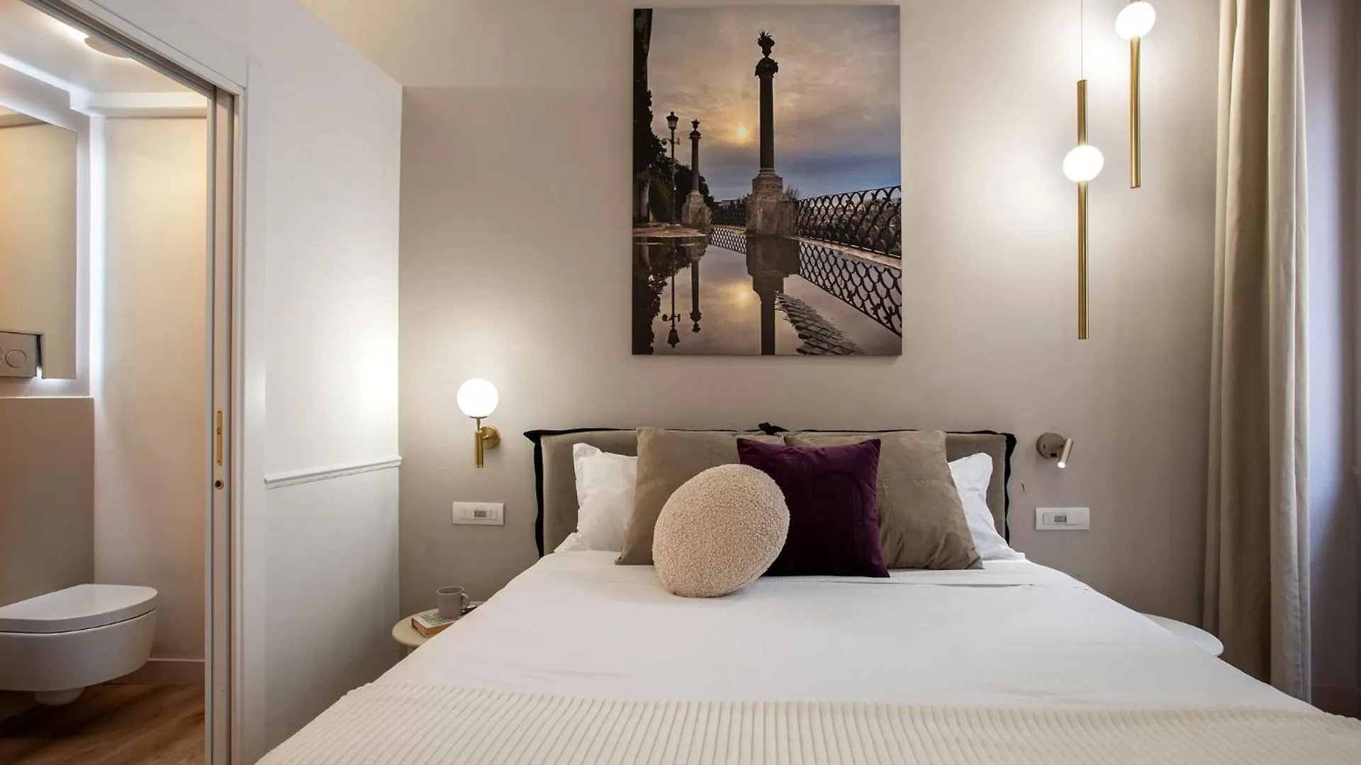 Pantheon Suites Rome 2 2*,  Italy
