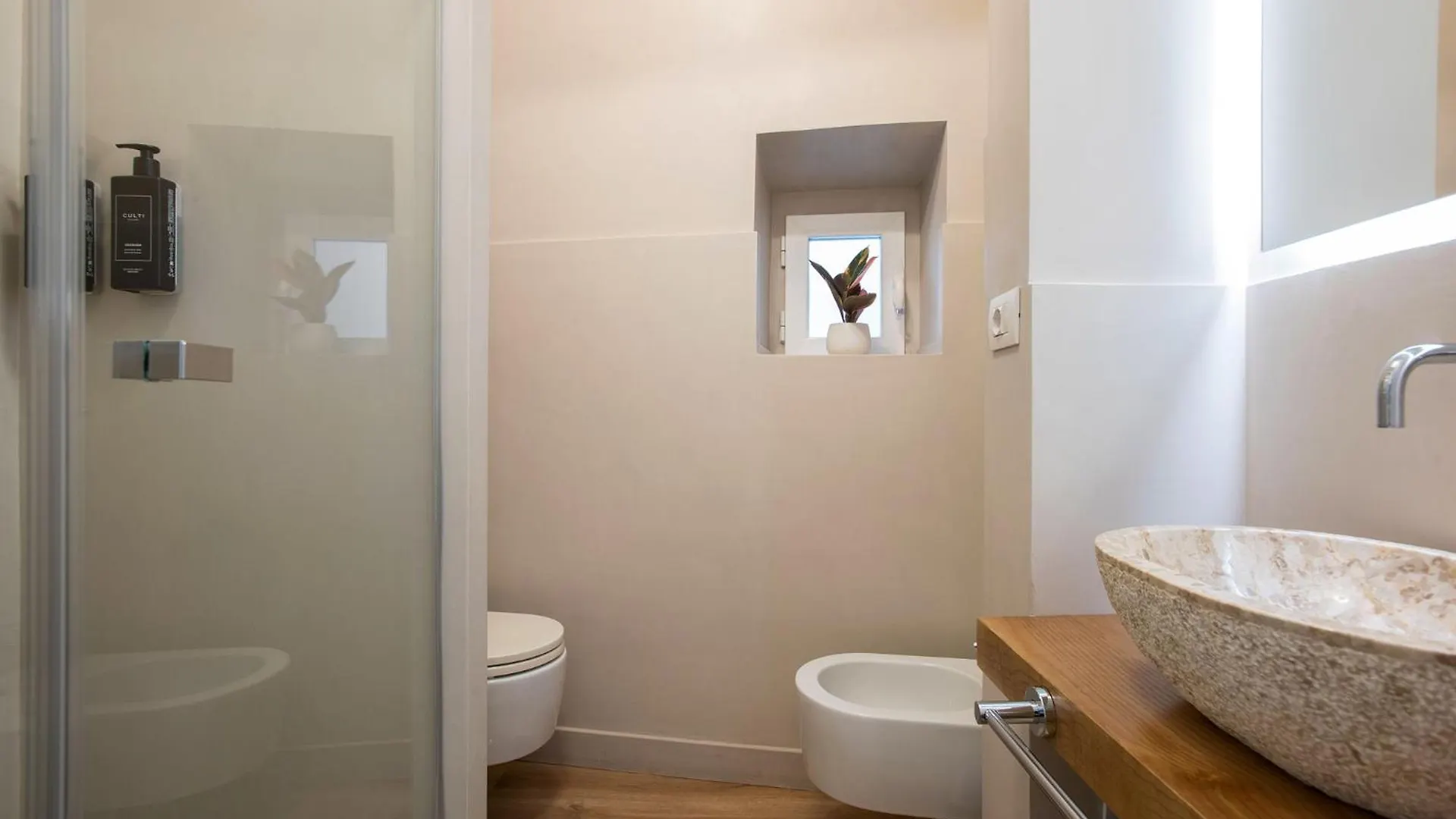 Pantheon Suites Rome 2 Bed & Breakfast