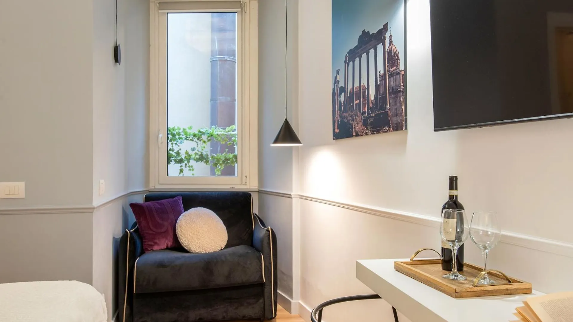 Pantheon Suites Rome 2 2*,
