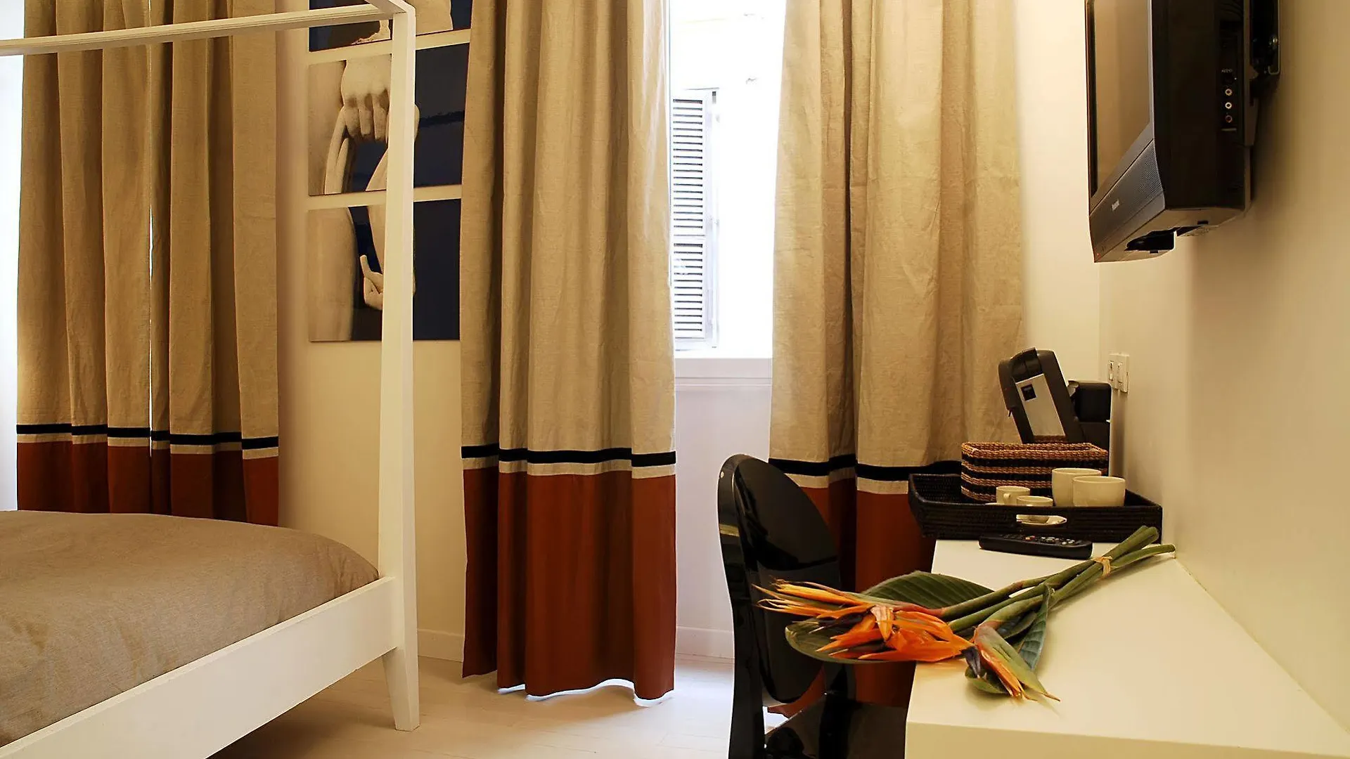 Pantheon Suites Rome 2 2*,  Italy