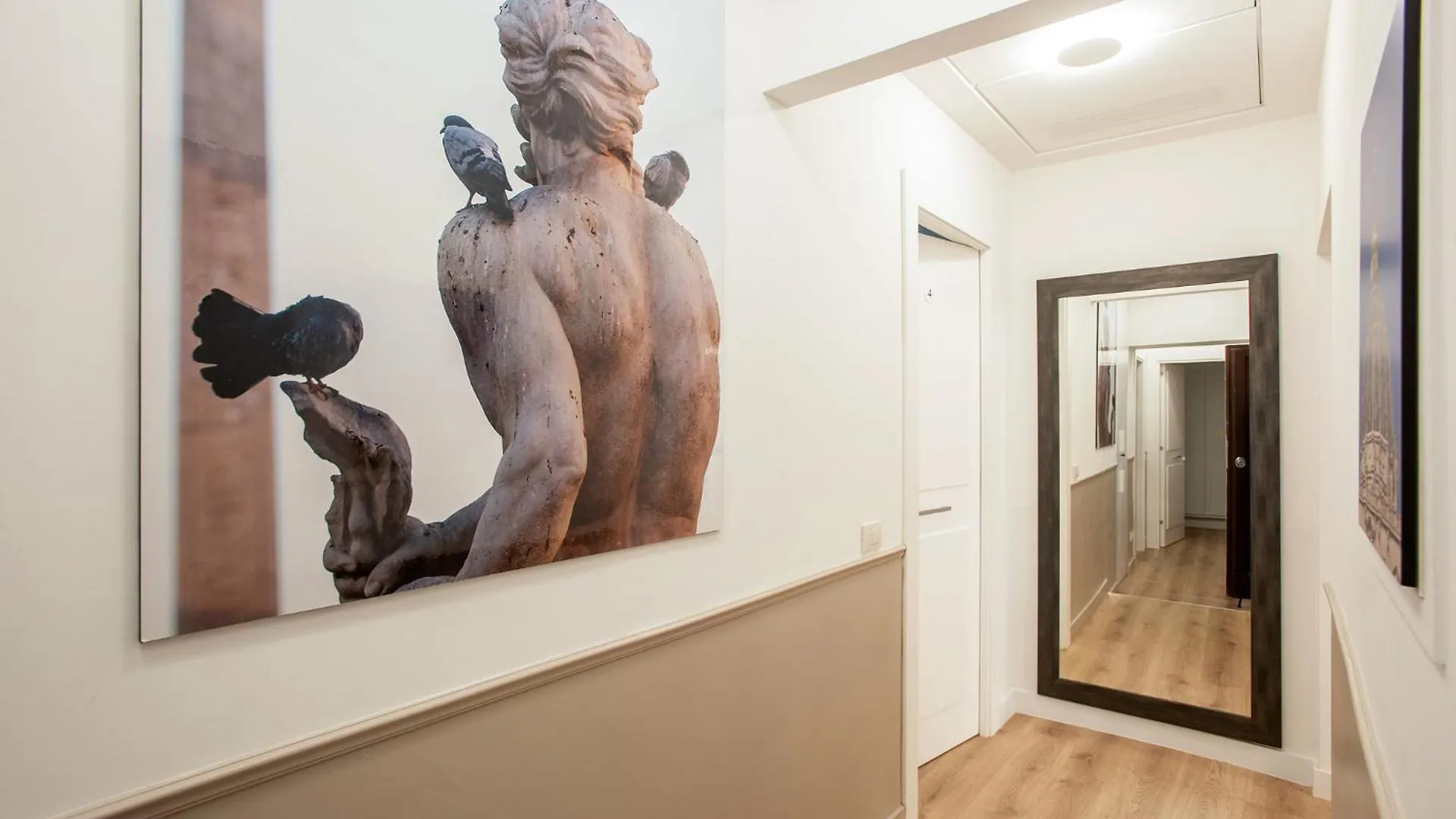 Pantheon Suites Rome 2
