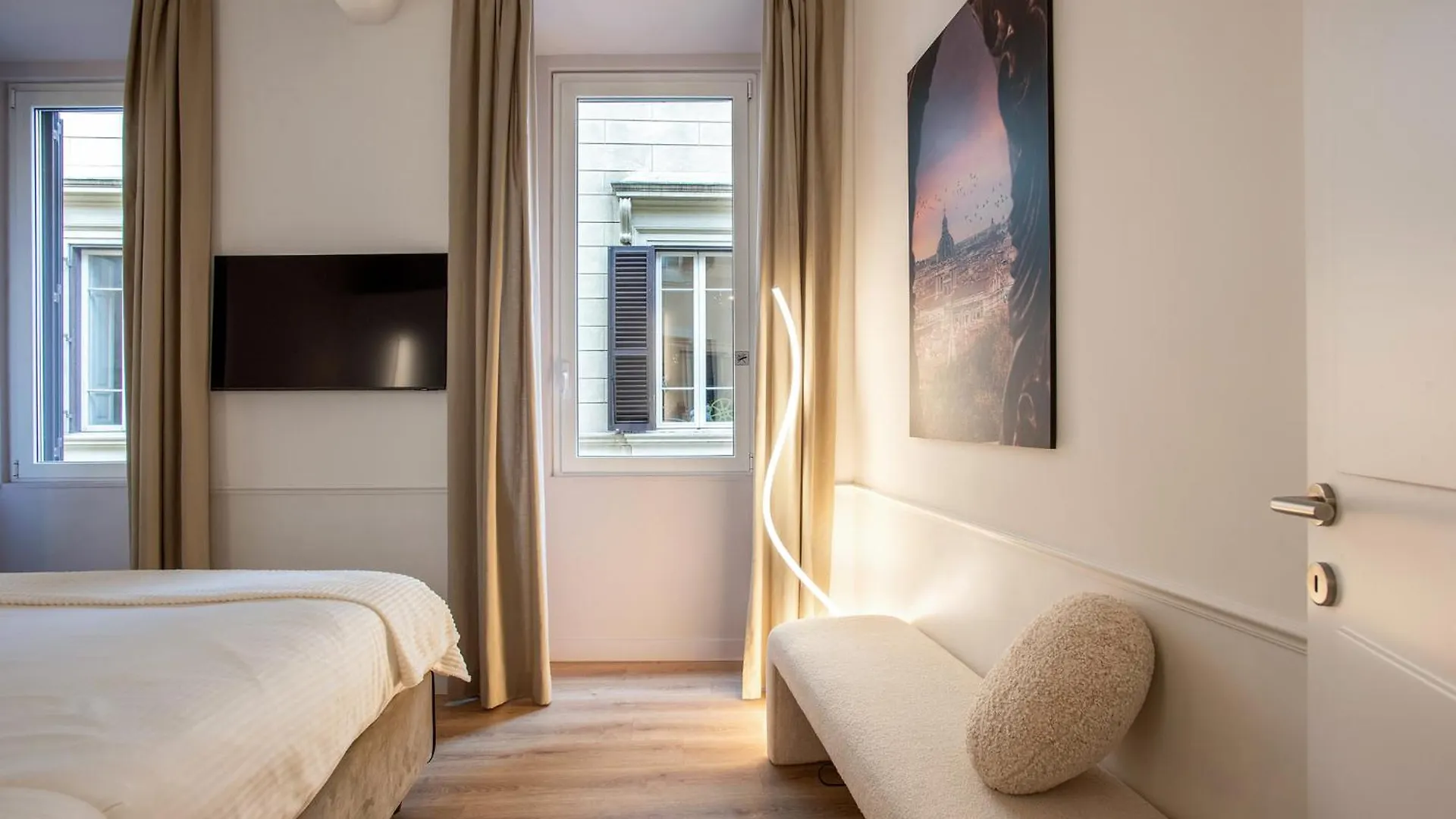 Pantheon Suites Rome 2